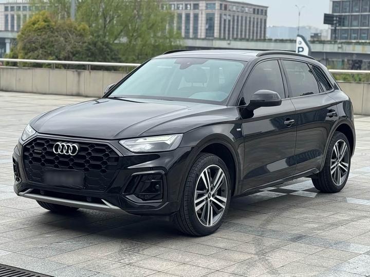 Q5L 2022 40T RS
