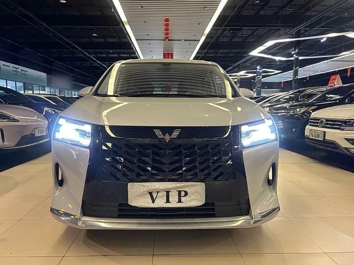 Wuling 星光730新能源 2025款 插混 125km 豪华型