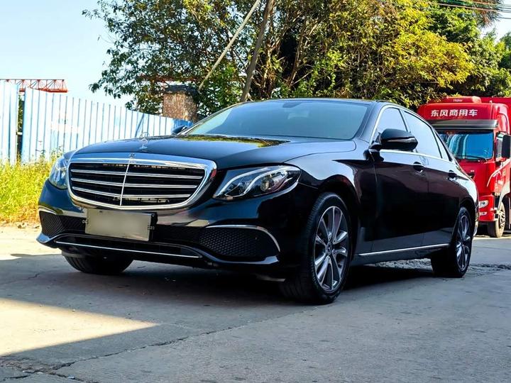 E-Class 2019 E 200 L