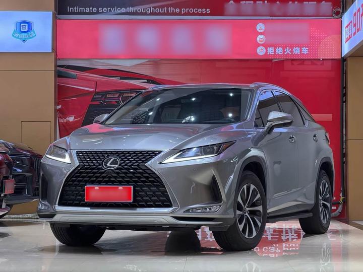 RX 2020 Facelift 300 RWD Comfort