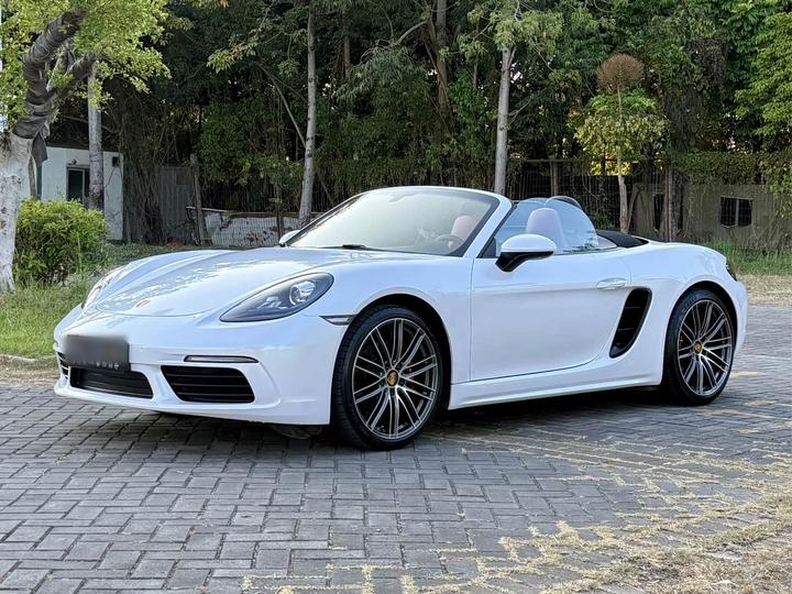 718 2018 Boxster 2.0T