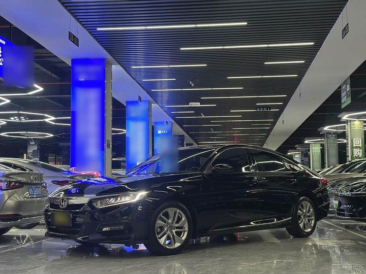 Accord 2018 260TURBO Elite China VI