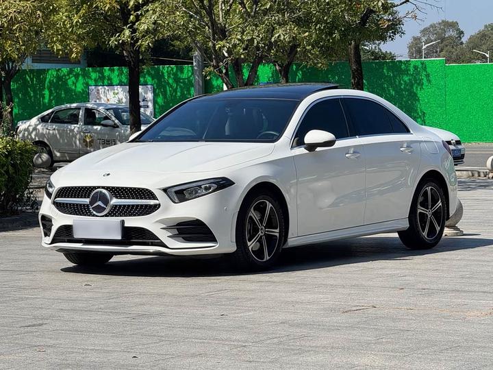 A-Class 2022 Facelift A 200 L Sport Fashion