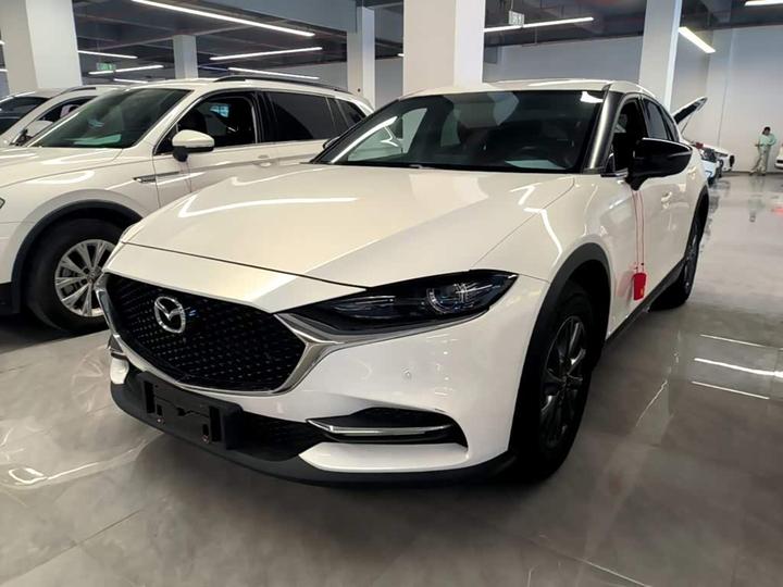 CX-4 2021 2.0L AT RWD Explorer
