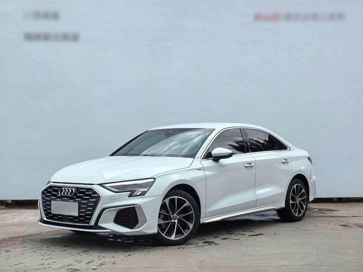 A3 2022 A3L Limousine 35 TFSI Progressive Sport