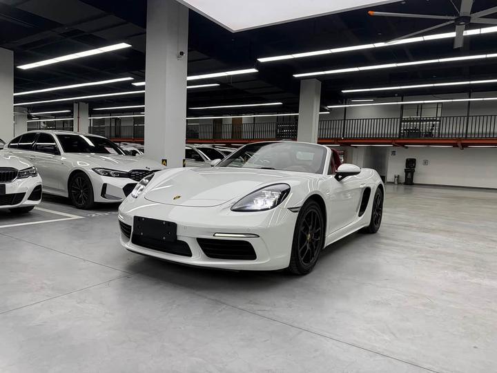 718 2016 Boxster 2.0T