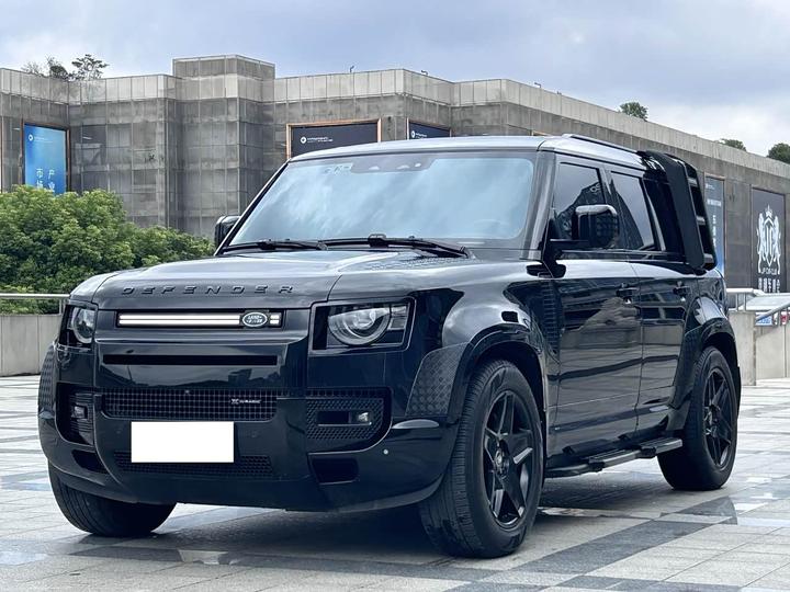 Defender 2023 110 3.0T P400 X-DYNAMIC HSE