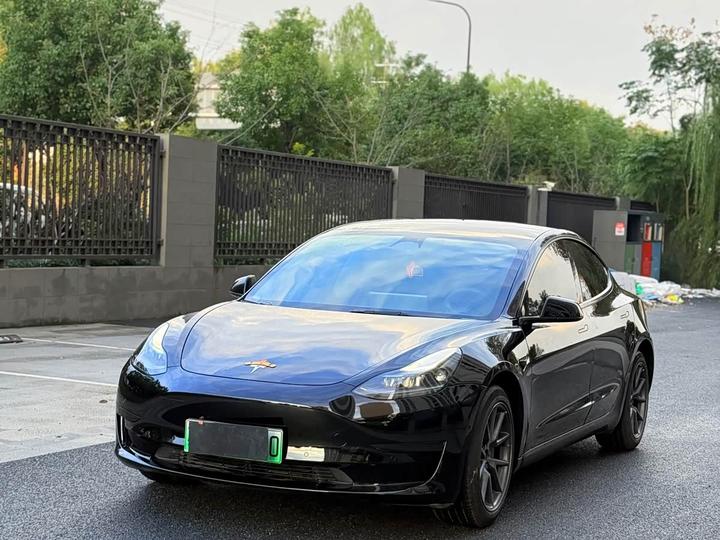 Model 3 2022 RWD