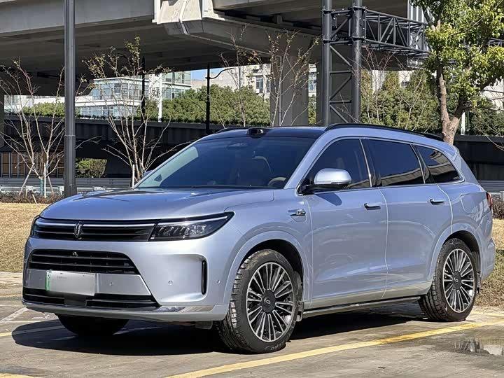 M7 2024 1.5T ADAS AWD Max 6-Seater