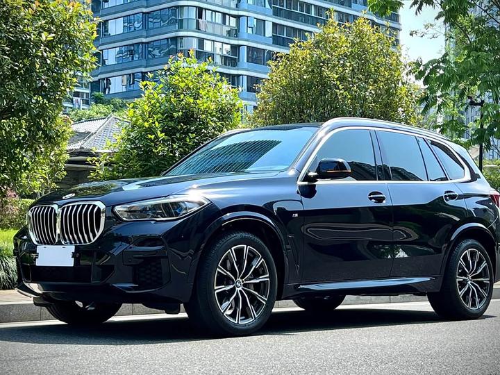X5 Imported 2022 xDrive40i M Sport Package