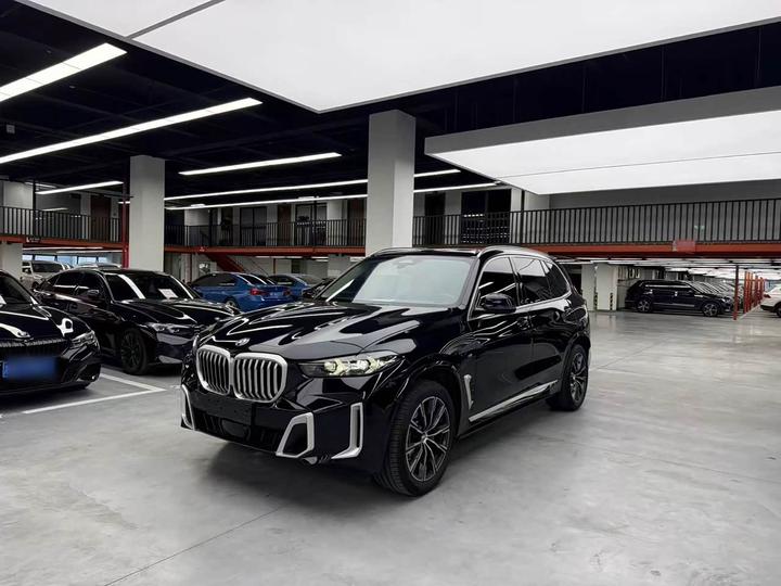 X5 2023 xDrive 30Li M Sport Package