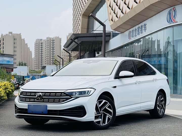 Sagitar 2023 300TSI DSG