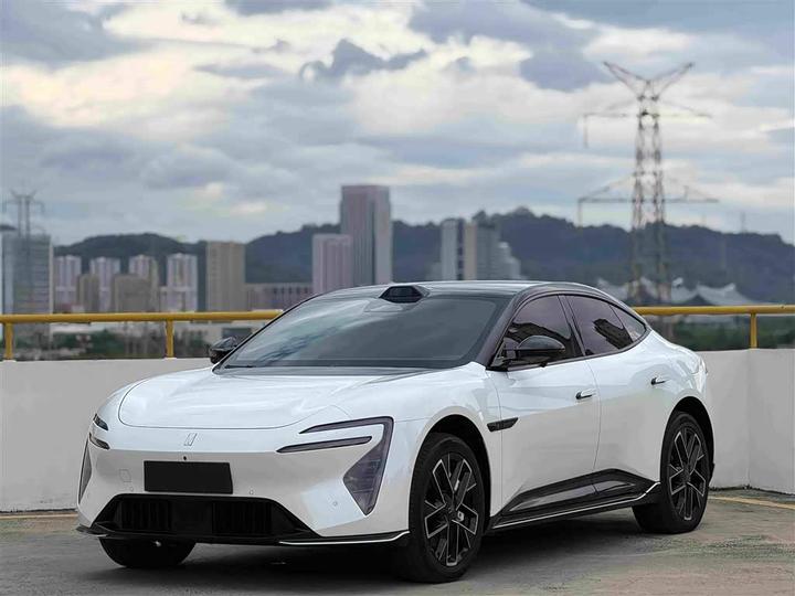 06 2025 Ultra EV