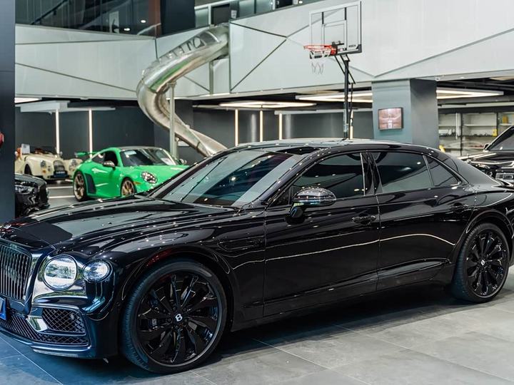 Flying Spur 2016 4.0T V8 Standard