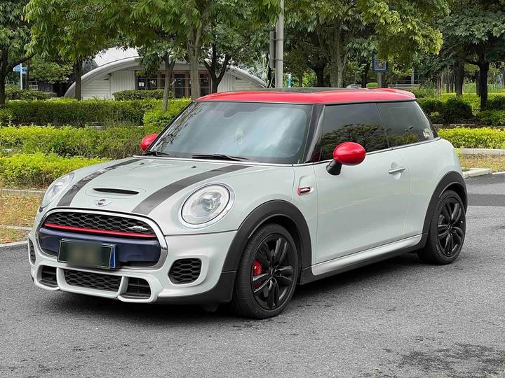 2025 1.5T COOPER Classic 3-Door