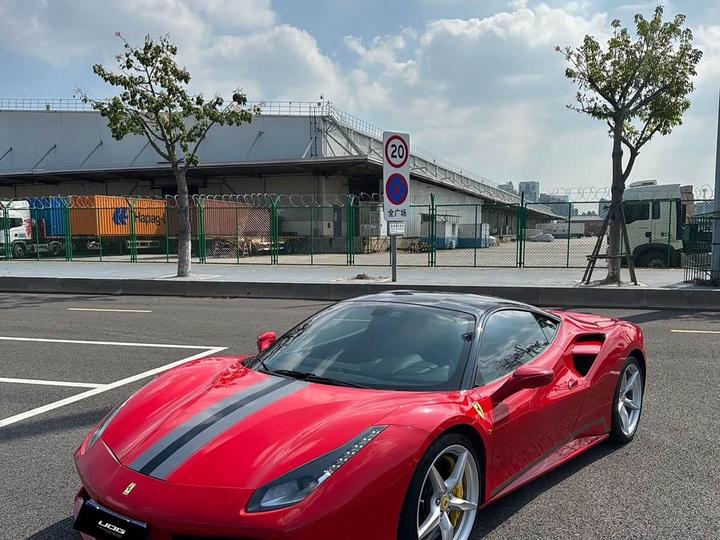 488 2015 488 GTB