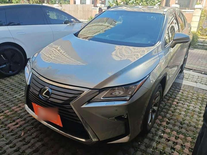 RX 2026 300 AWD