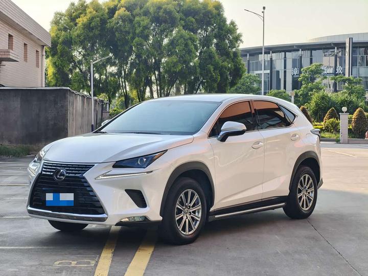 NX 2015 200t