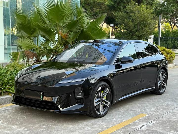 ET5T 2024 75kWh Touring