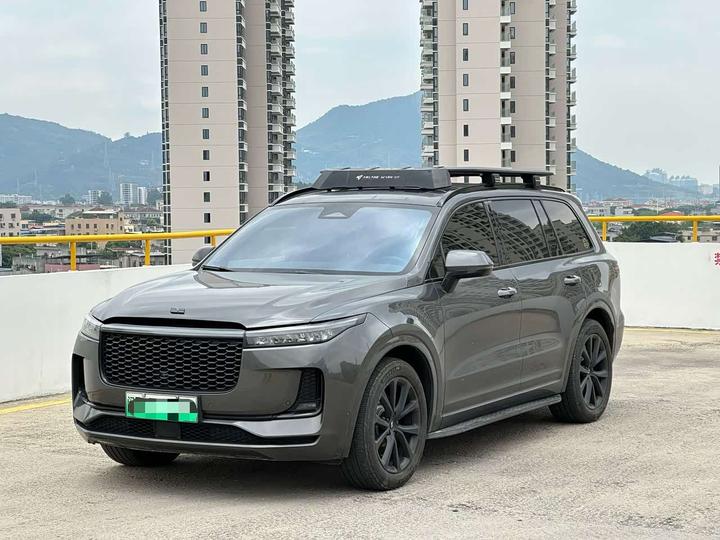 ONE 2021 EREV 6-Seater