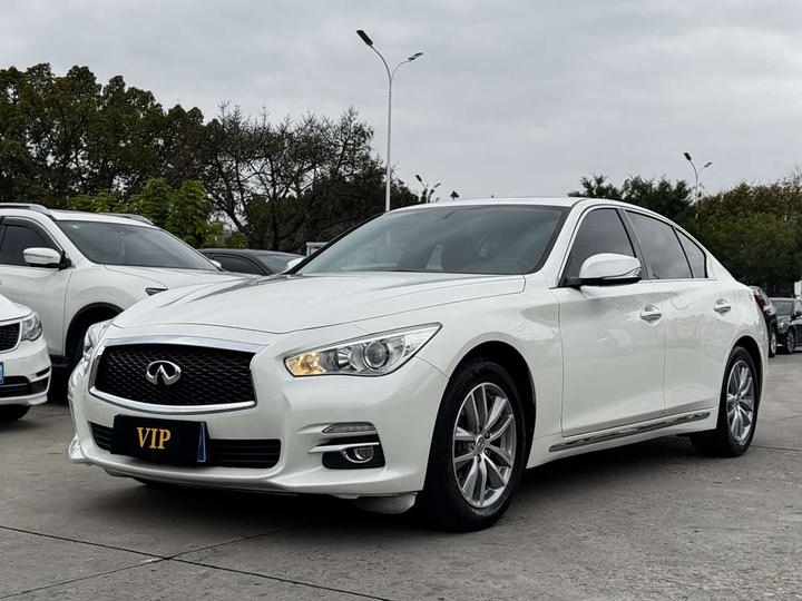 Q50L 2016 2.0T Enjoy