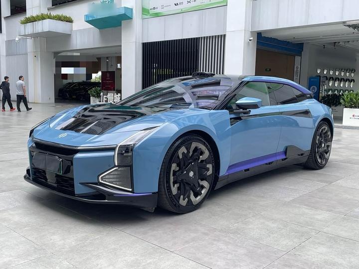 HiPhi Z 2023 4-Seater