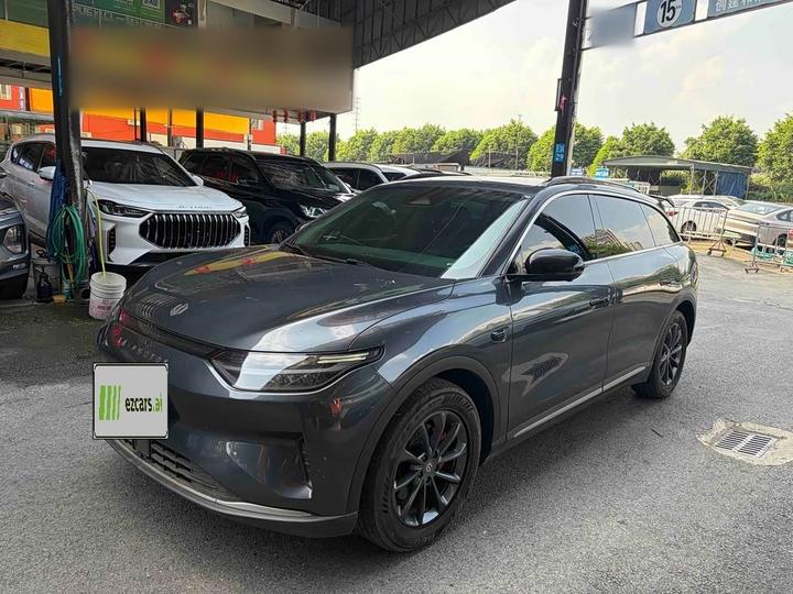 C11 2023 EV 500 Comfort