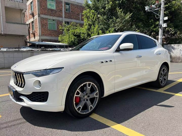 Levante 2016 3.0T Standard