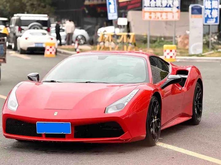 488 2015 488 GTB