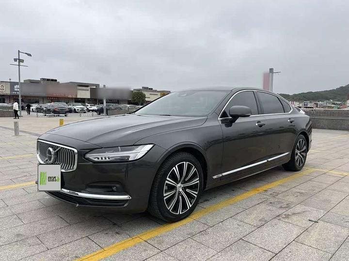 S90 2021 B5 Luxury