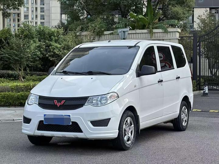 Hongguang 2018 1.5L S Comfort L2B