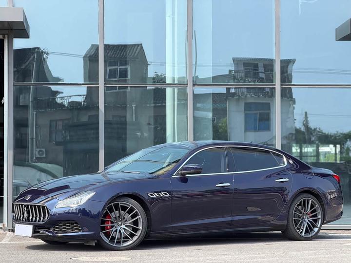 2020 3.0T Standard