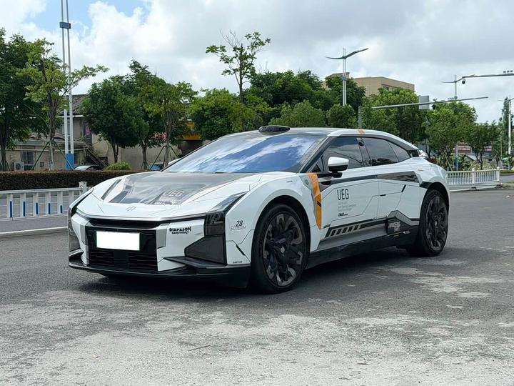 HiPhi Z 2023 5-Seater