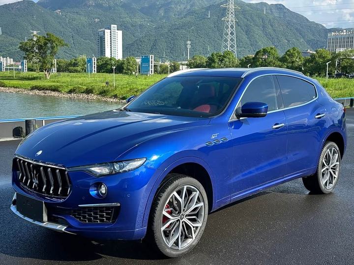 Levante 2018 3.0T Classic