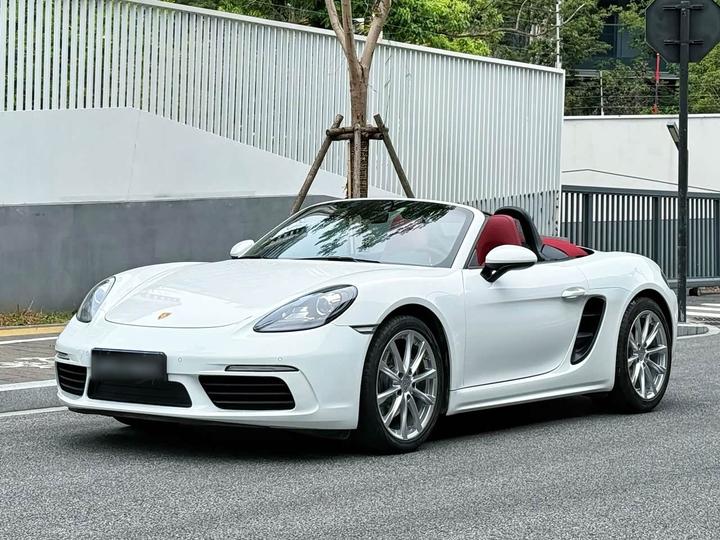718 2022 Boxster 2.0T