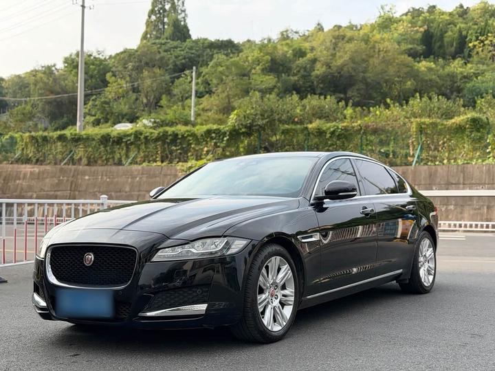 XFL 2018 XFL 2.0T 250PS Luxury