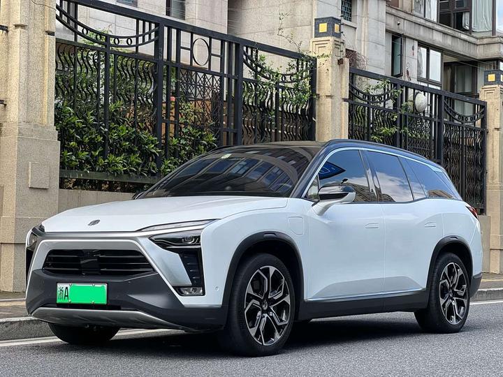 ES8 2020 415KM 6-Seater