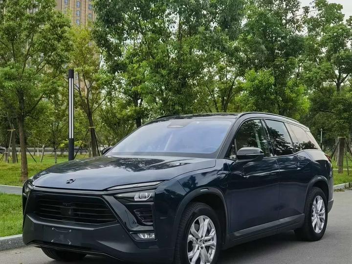 ES8 2018 355KM 6-Seater