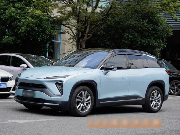 ES6 2020 600KM Sport