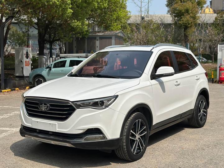 Bestune X40 2018 1.6L AT Luxury