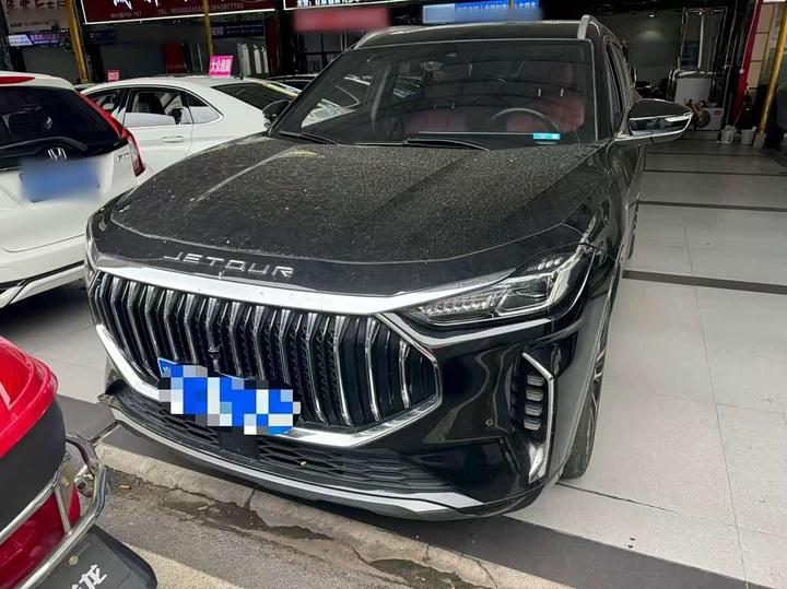X70 PLUS 2023 1.6T DCTPRO 7-Seater