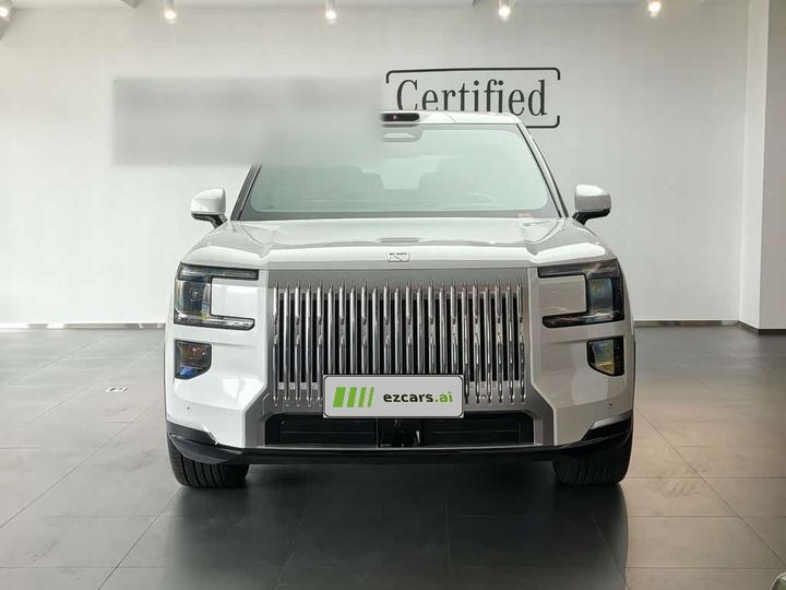 9X 2025 Ultra 70kWh 6-Seater