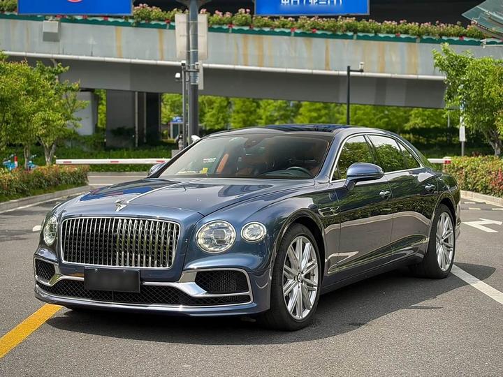 Flying Spur 2020 6.0T W12 Standard