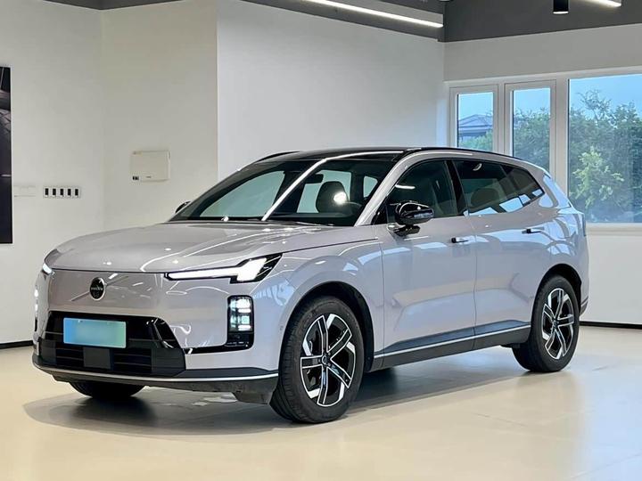 XC70 Hybrid 2026 RWD Long Range Core