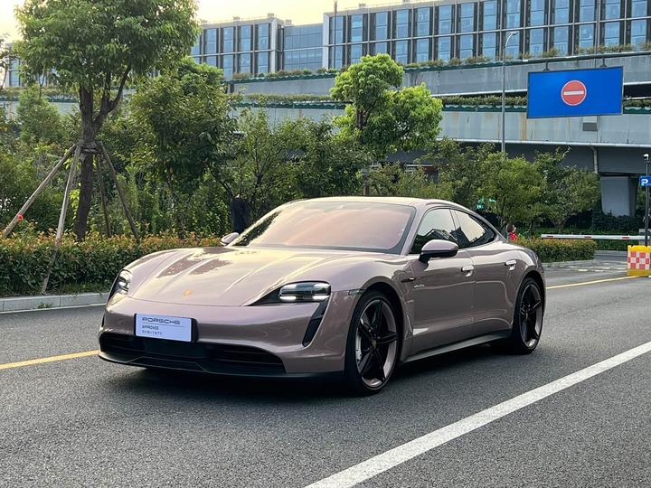 Taycan 2022 Facelift Taycan