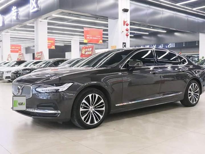 S90 2023 B5 Luxury