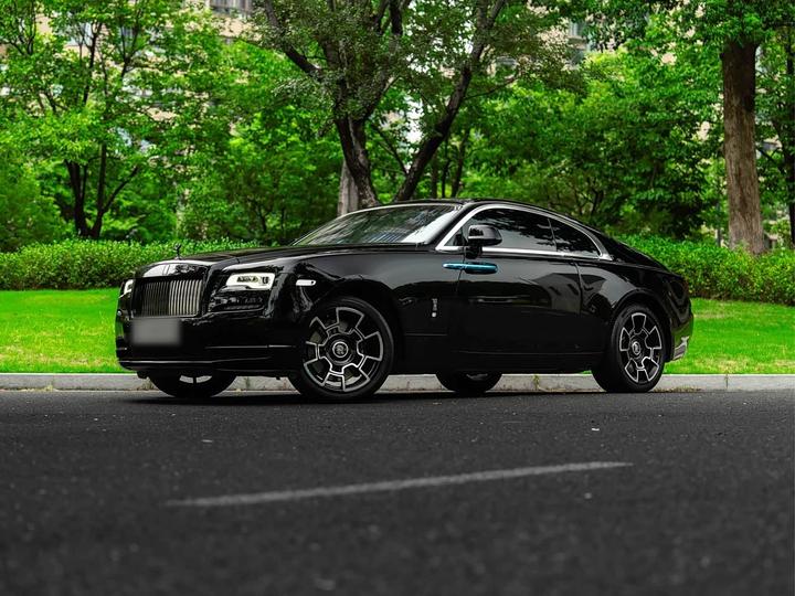 Wraith 2017 6.6T Black Badge Edition