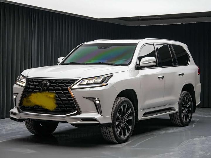 LX 2017 570 Luxury