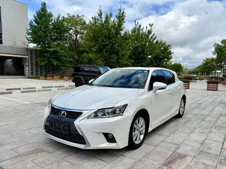 LexusCT 2014 CT200h Comfort