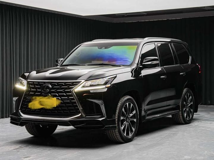 LexusLX 2021 570